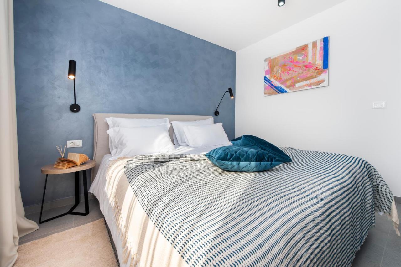 Luxury Residence Levante Ровінь Екстер'єр фото