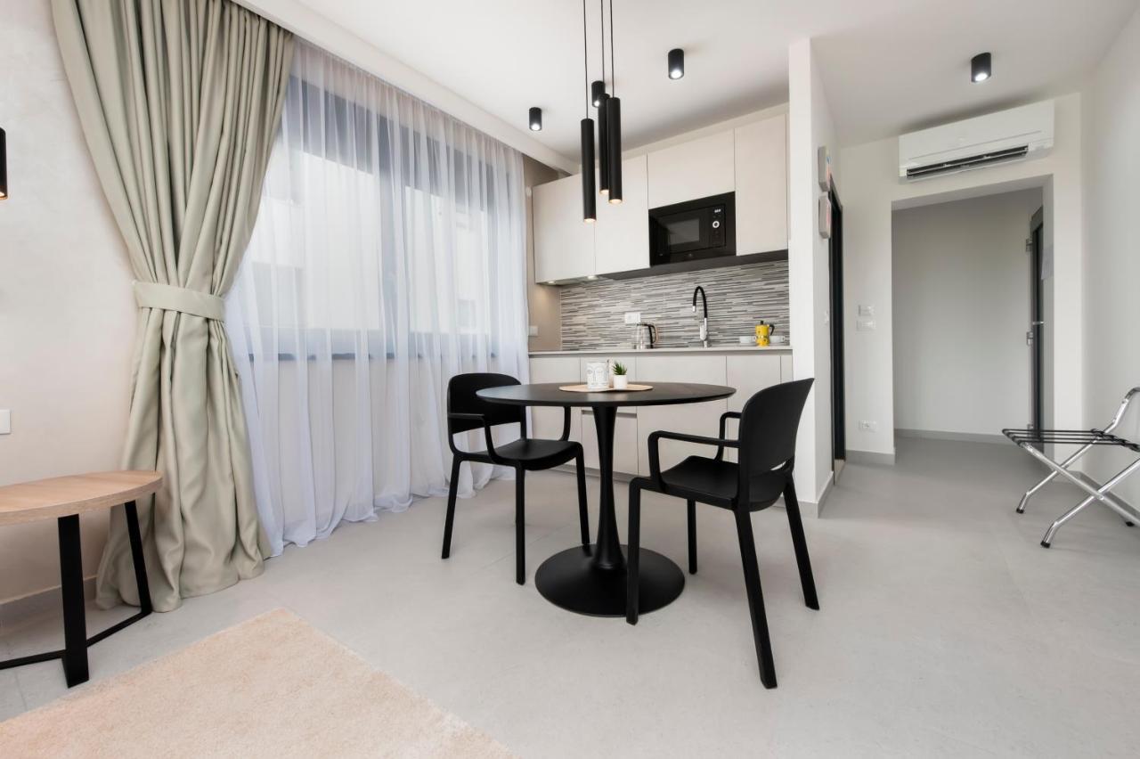 Luxury Residence Levante Ровінь Екстер'єр фото